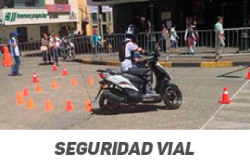 Continuamos capacitando motociclistas en técnicas de conducción segura