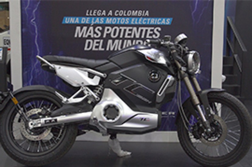 Stärker presentó la Super Soco TC Max en Colombia durante la Feria de las 2 Ruedas