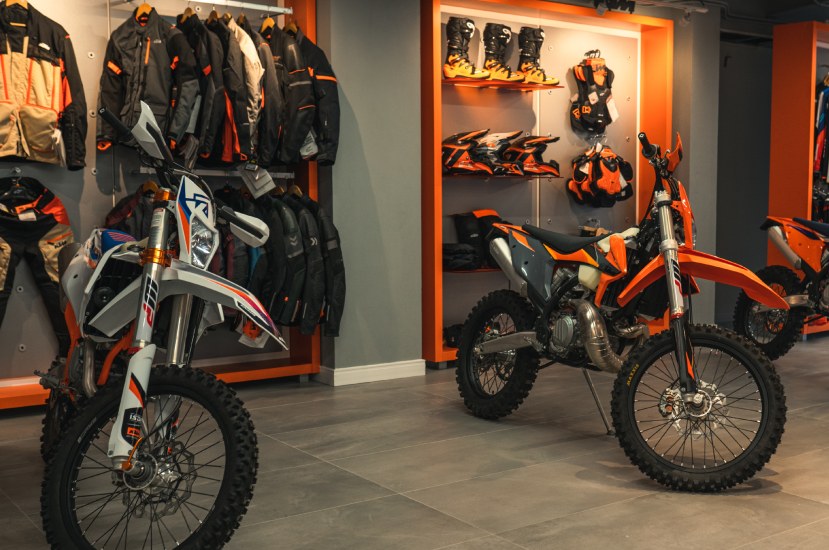 Las tiendas KTM se renovaron para lograr una experiencia premium