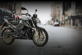 Consejos para manejar moto en carretera en climas adversos