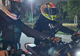 Viajar en moto de noche: Precauciones y consejos para conducir bajo la oscuridad